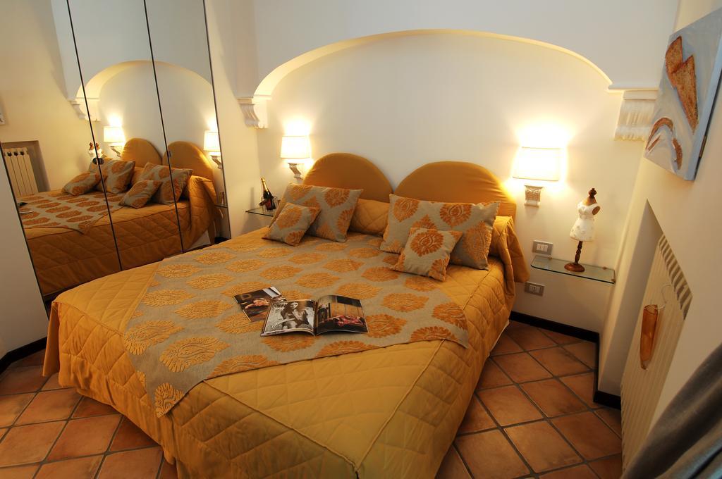 Bed and Breakfast Weekend A Napoli Exterior foto